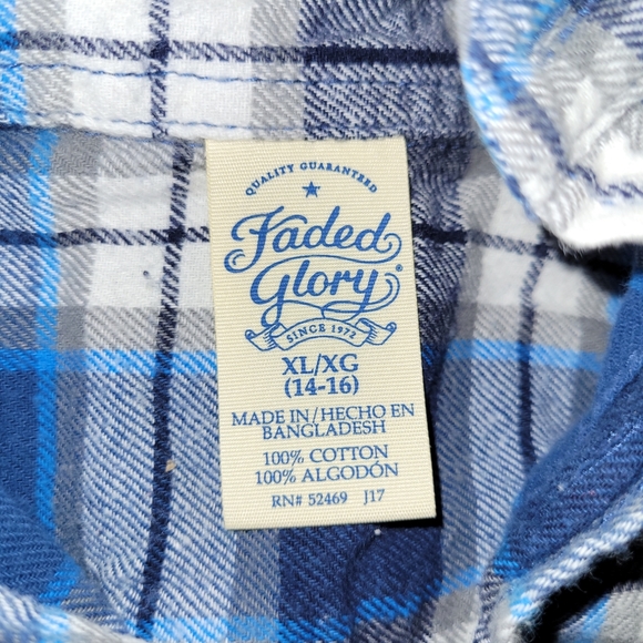 Lot of 2 Girls 14/16 Button down shirts - Picture 2 of 3